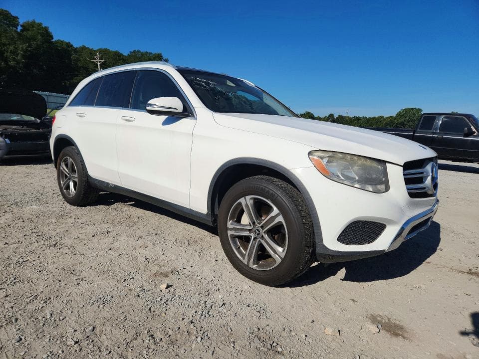 2017 MERCEDES-BENZ GLC 300 4