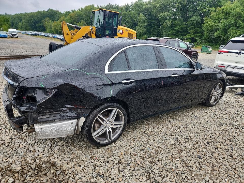 2017 MERCEDES-BENZ E 300 4MATIC 3
