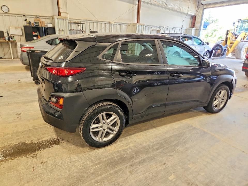 2020 HYUNDAI KONA SE 3