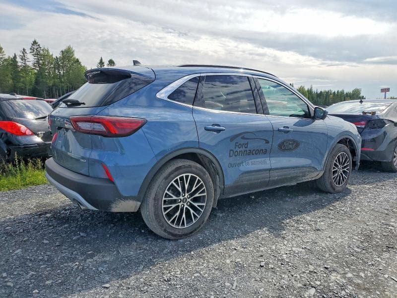 2025 FORD ESCAPE 3