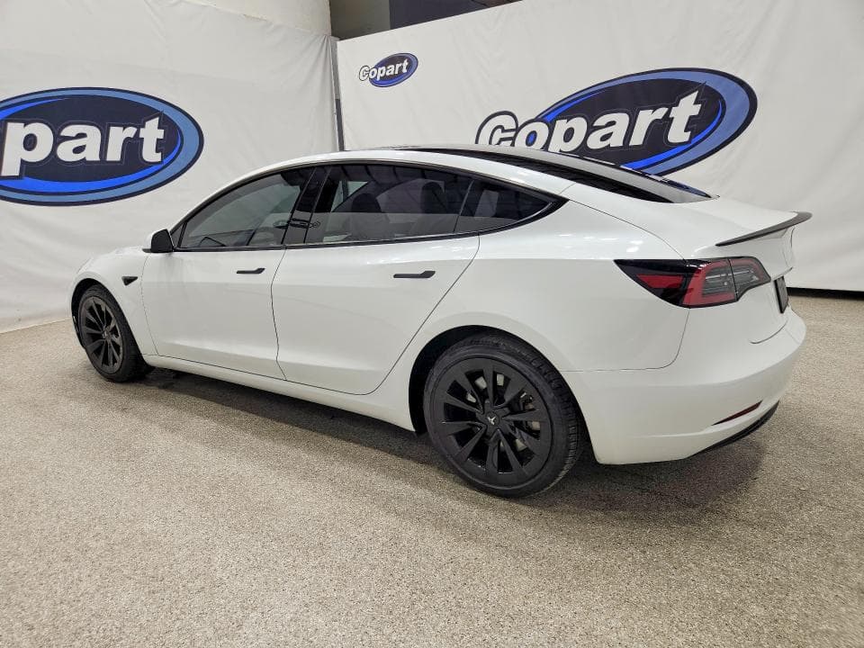 2023 TESLA MODEL 3 2