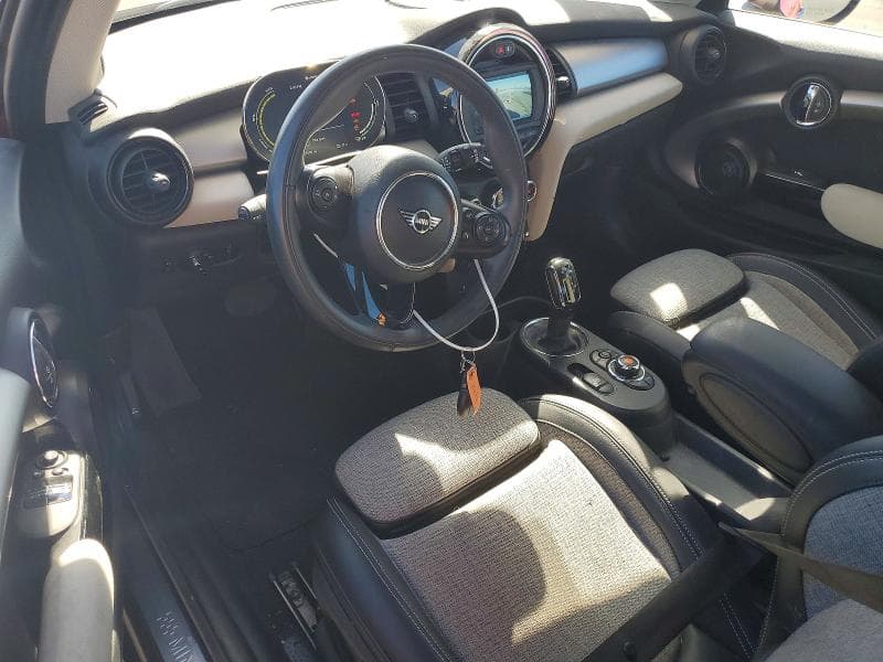 2021 MINI COOPER SE 8