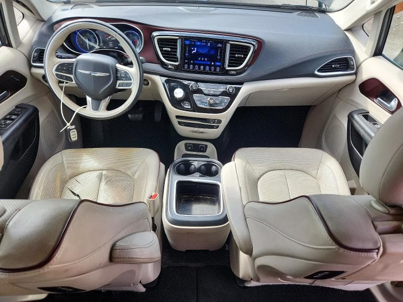 2017 CHRYSLER PACIFICA LIMITED 8