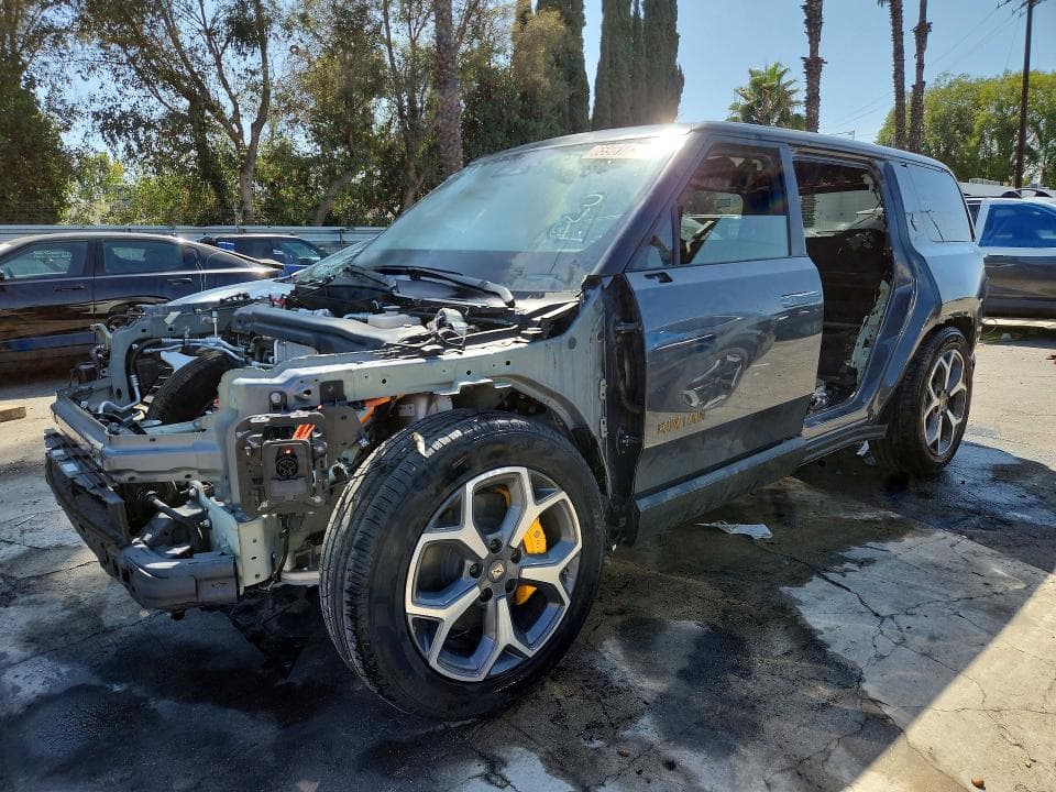 2025 RIVIAN R1S PREMIUM - 1