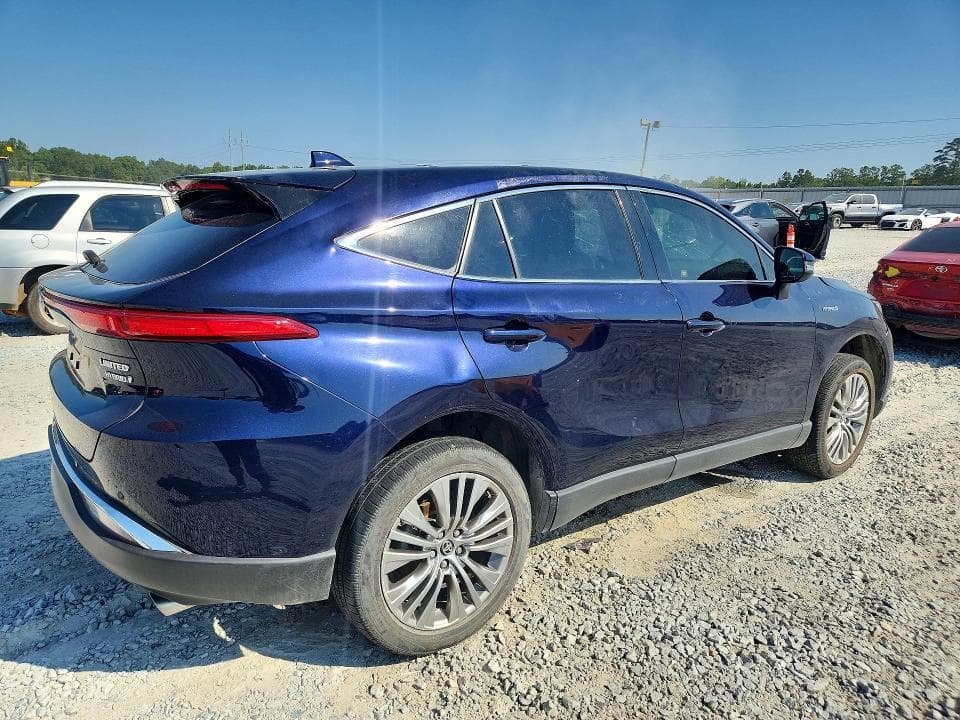2021 TOYOTA VENZA LIMITED 3