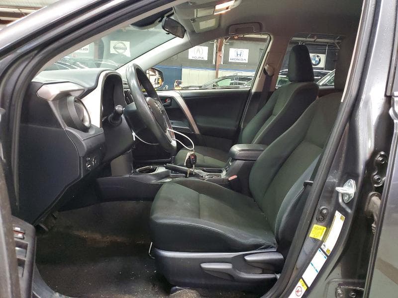2018 TOYOTA RAV4 LE 7