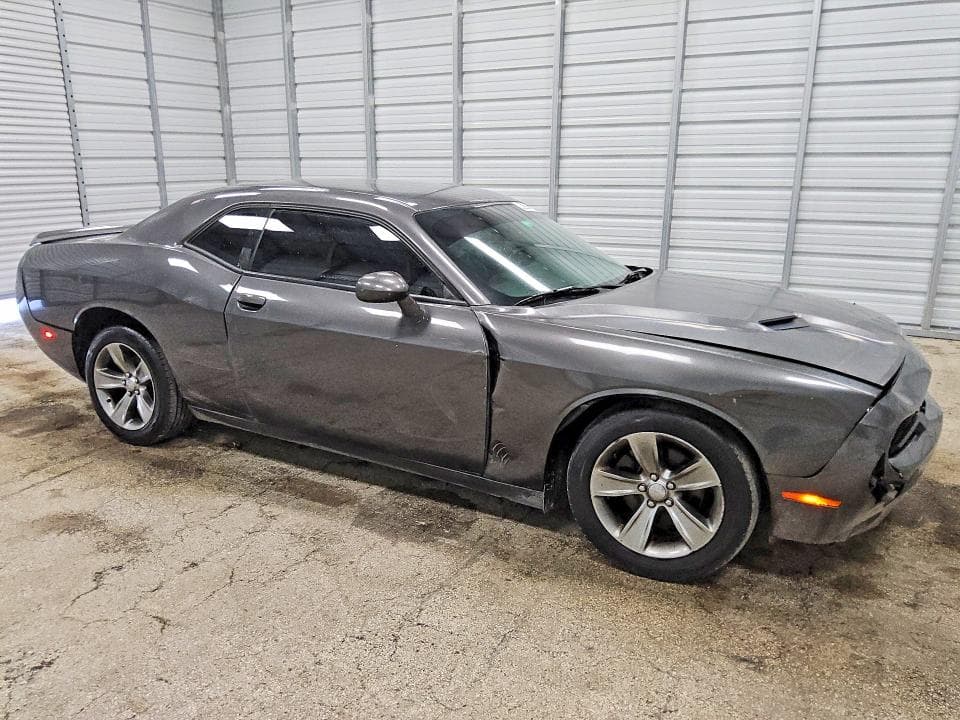2019 DODGE CHALLENGER SXT 4