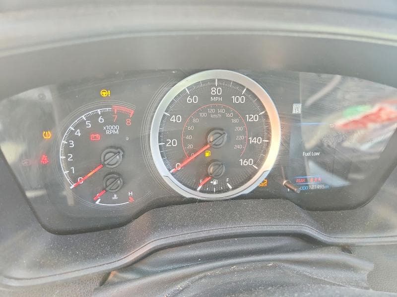 2021 TOYOTA COROLLA SE 9