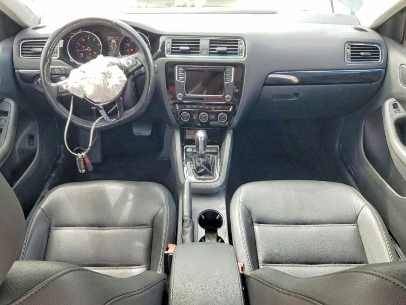 2017 VOLKSWAGEN JETTA SEL 8