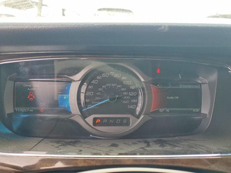 2018 FORD TAURUS LIMITED 9