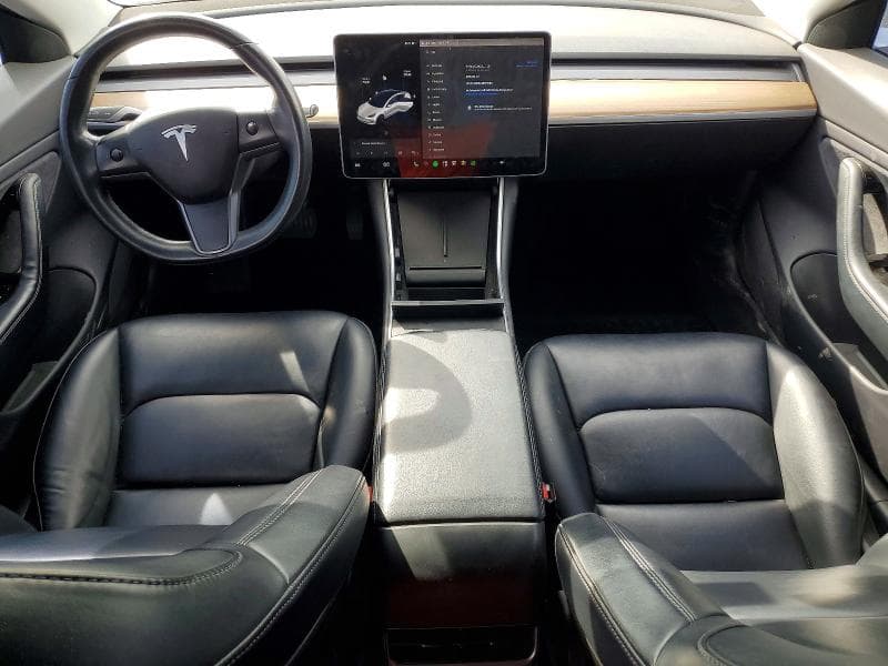 2018 TESLA MODEL 3 8