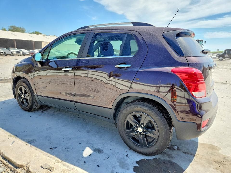 2020 CHEVROLET TRAX 1LT 2