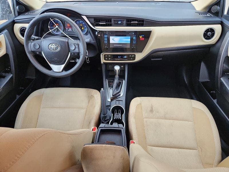 2019 TOYOTA COROLLA LE 8