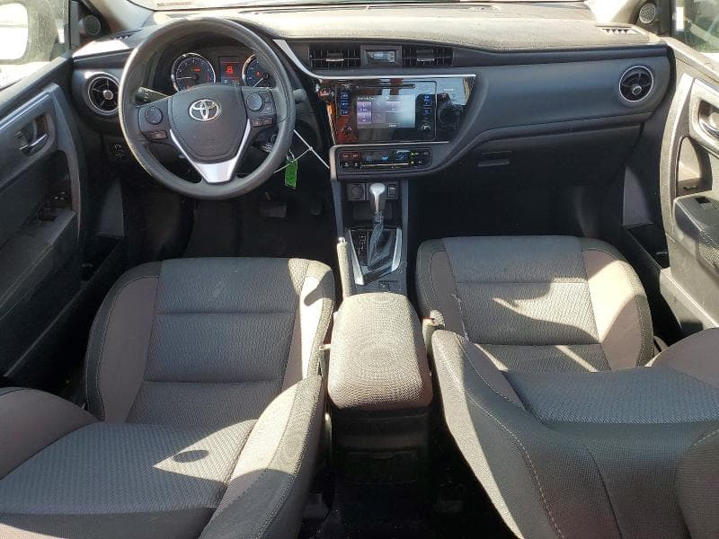 2017 TOYOTA COROLLA LE 8
