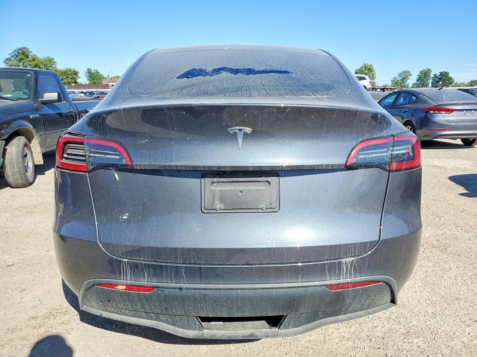 2023 TESLA MODEL Y 6