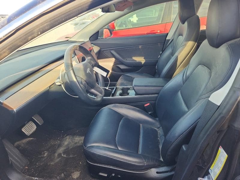 2018 TESLA MODEL 3 7