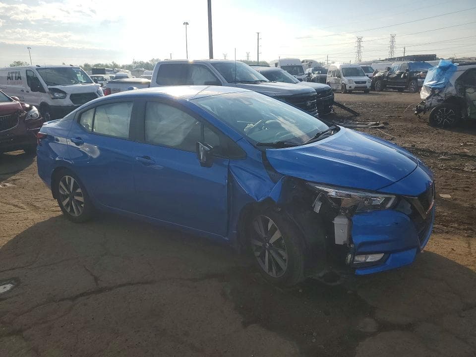 2020 NISSAN VERSA SR 4