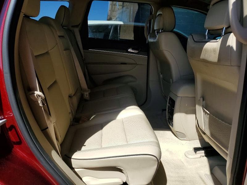 2019 JEEP GRAND CHEROKEE OVERLAND 10