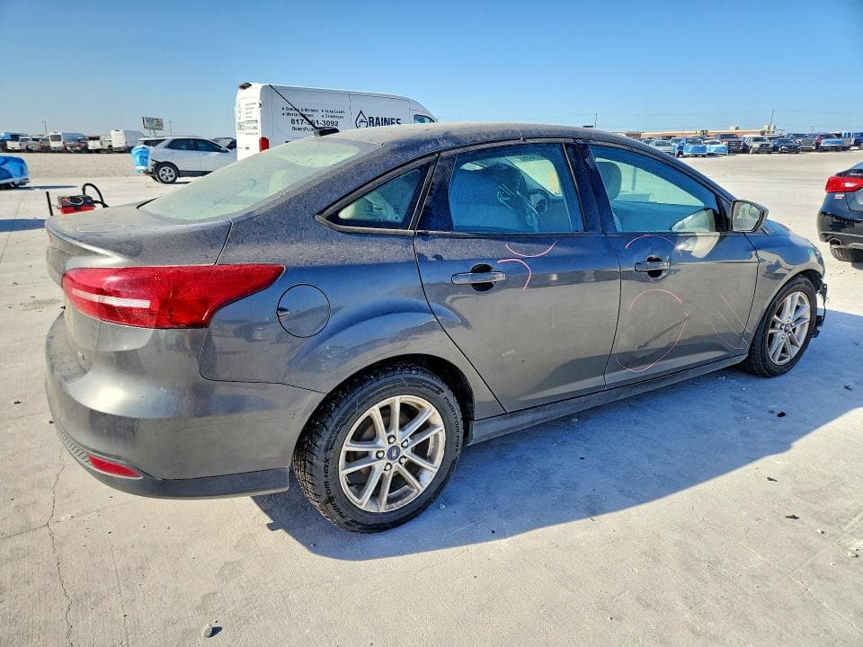 2018 FORD FOCUS SE 3