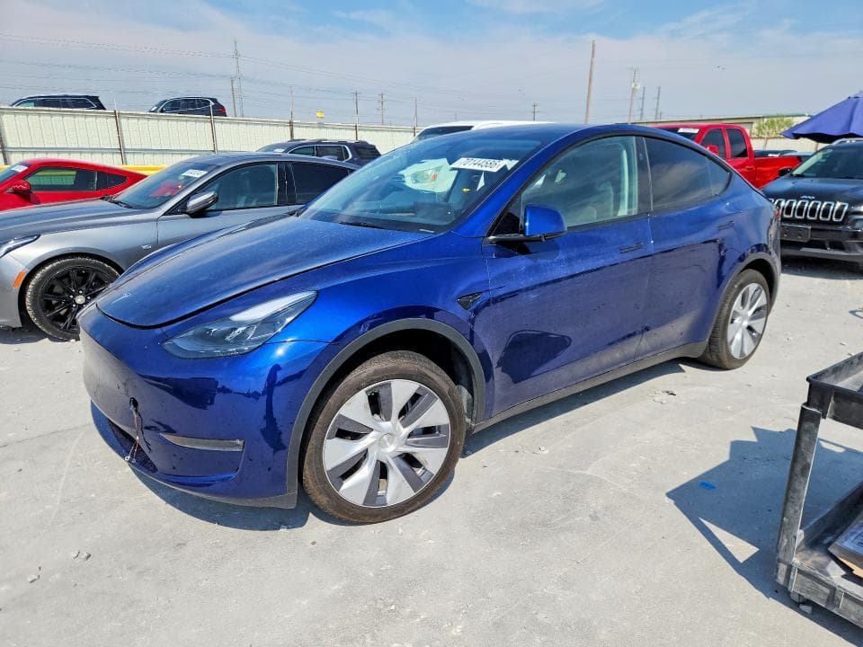 2024 TESLA MODEL Y