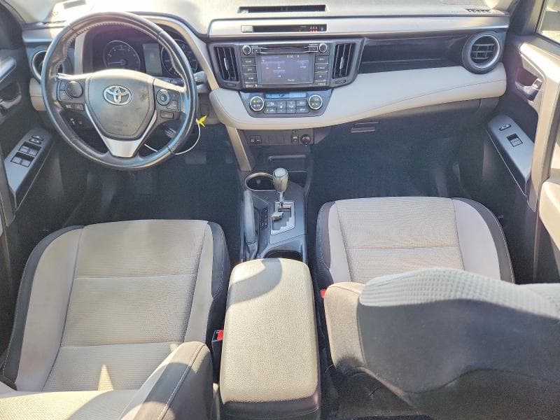 2017 TOYOTA RAV4 XLE 8