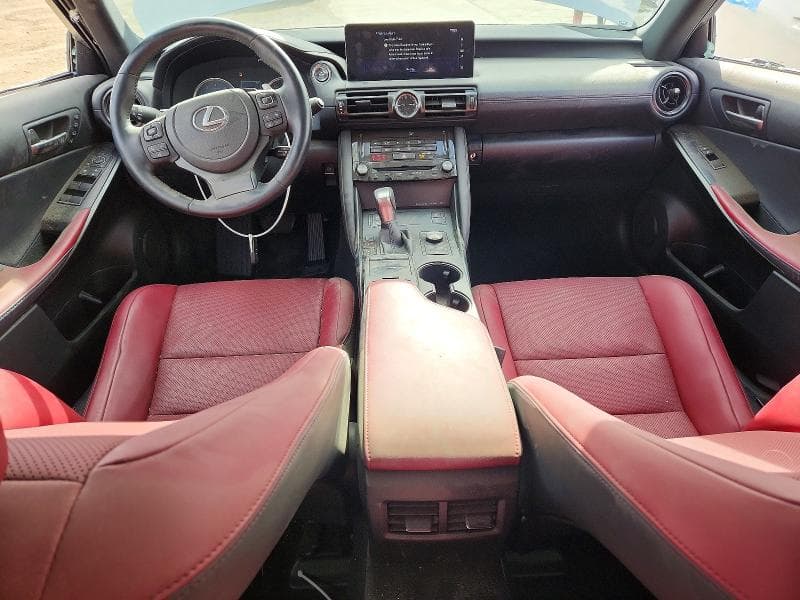 2023 LEXUS IS 300 8