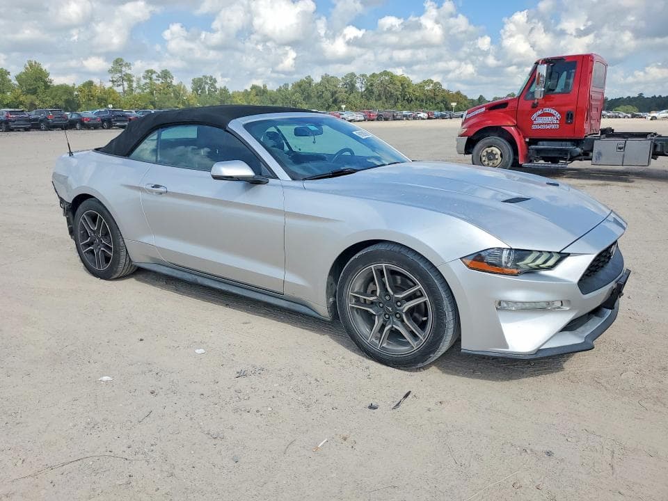 2018 FORD MUSTANG 4