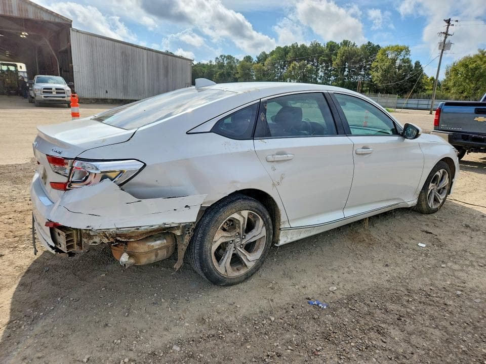 2020 HONDA ACCORD EX 3