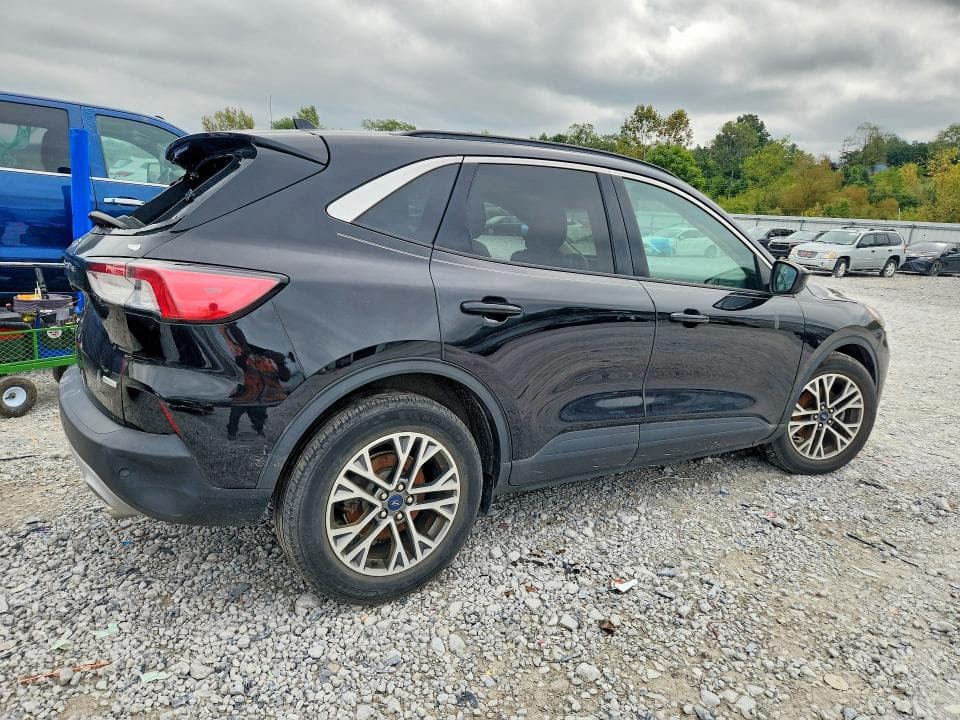 2020 FORD ESCAPE SEL 3