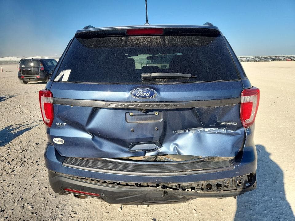2018 FORD EXPLORER XLT 6