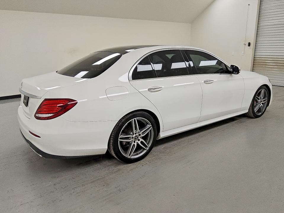 2019 MERCEDES-BENZ E 300 3