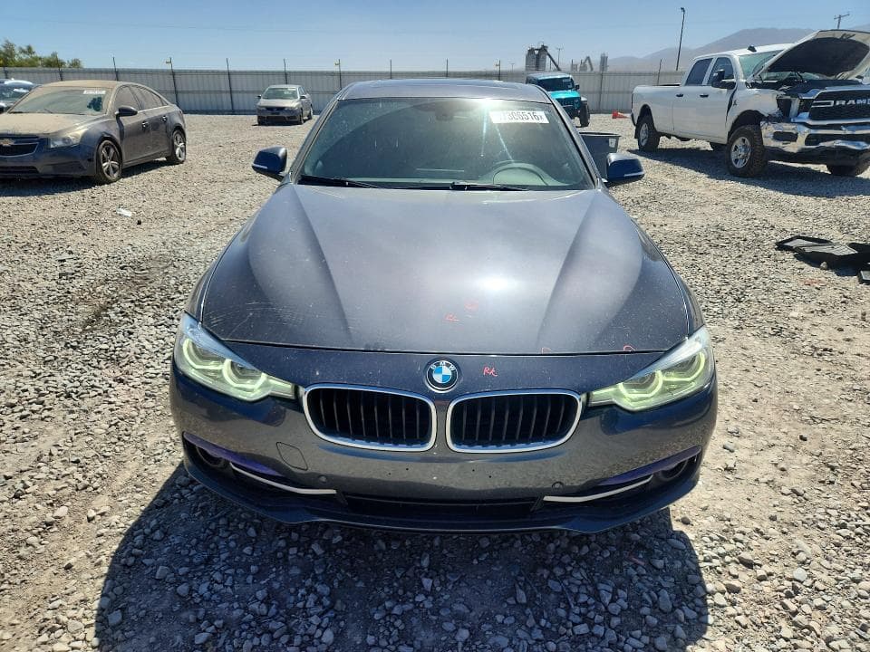 2017 BMW 330 XI 5