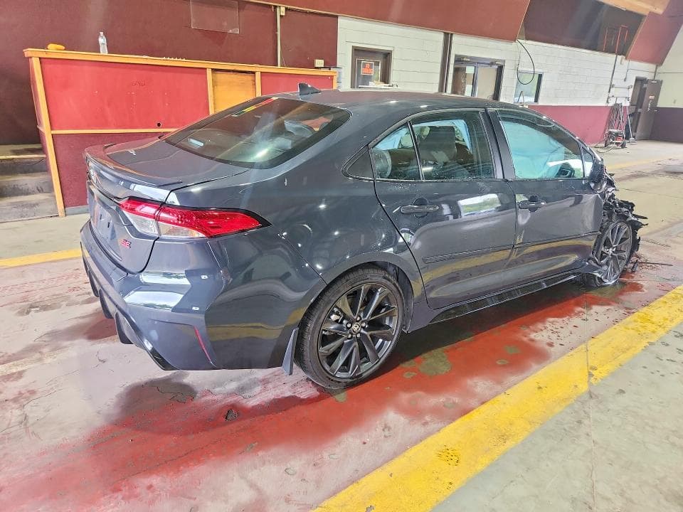 2026 TOYOTA COROLLA SE 3