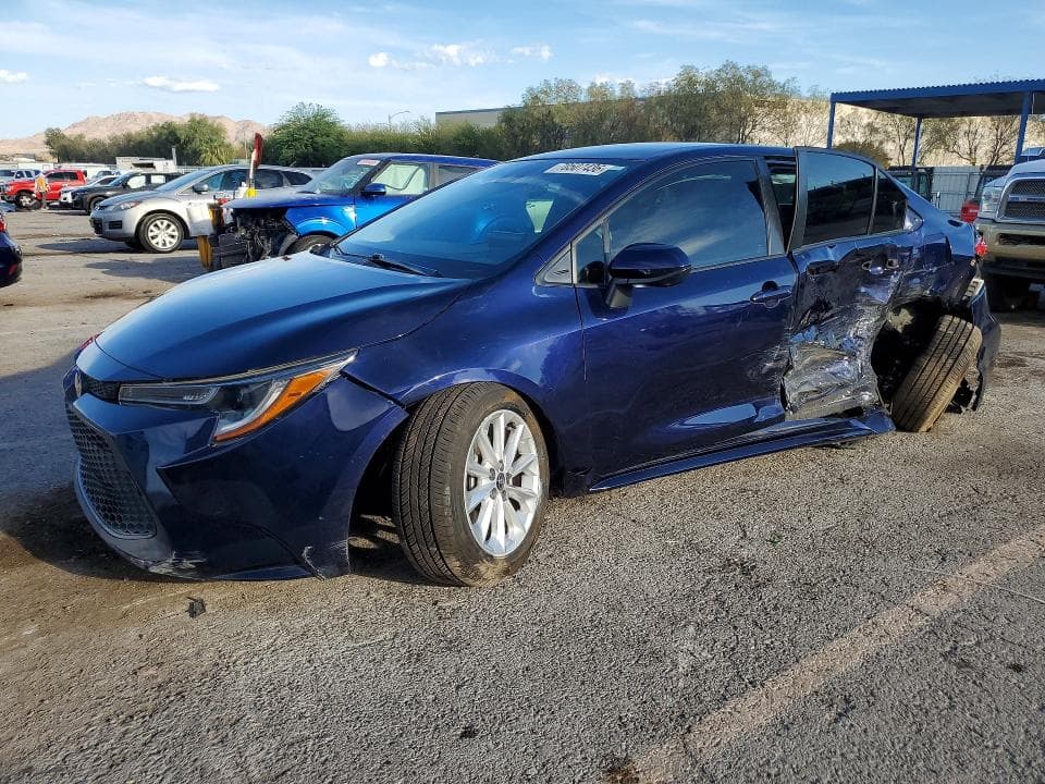 2022 TOYOTA COROLLA LE