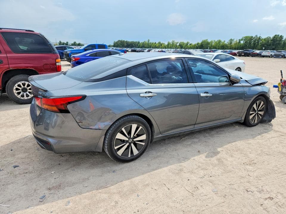 2019 NISSAN ALTIMA SV 3