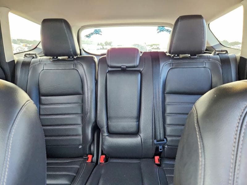 2017 FORD ESCAPE TITANIUM 10