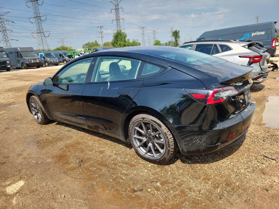 2022 TESLA MODEL 3 2