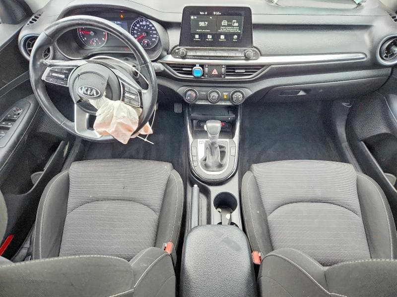 2021 KIA FORTE EX 8