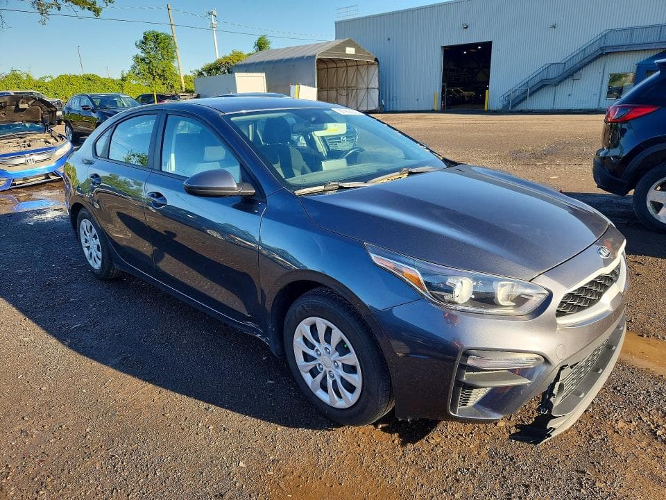 2021 KIA FORTE FE 4