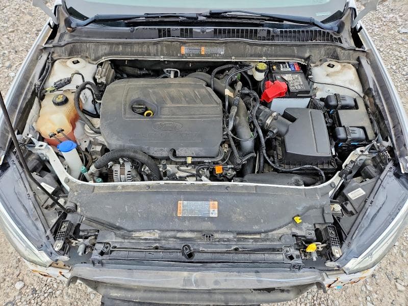2017 FORD FUSION SE 11