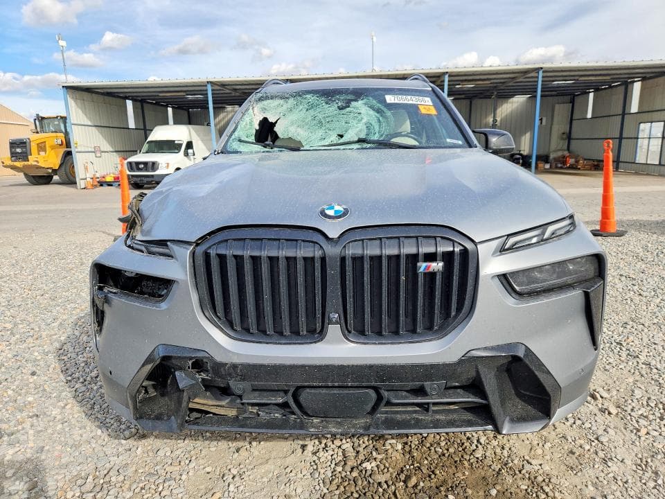 2025 BMW X7 M60I 5