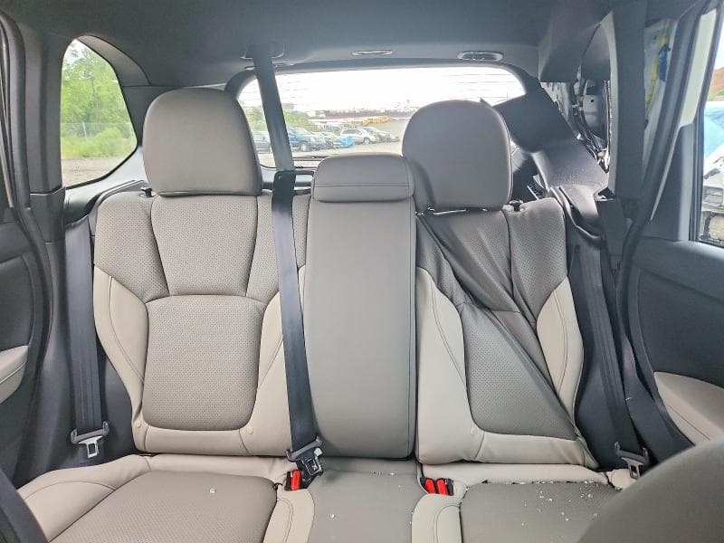 2025 SUBARU FORESTER 10