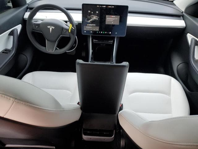 2021 TESLA MODEL Y 8
