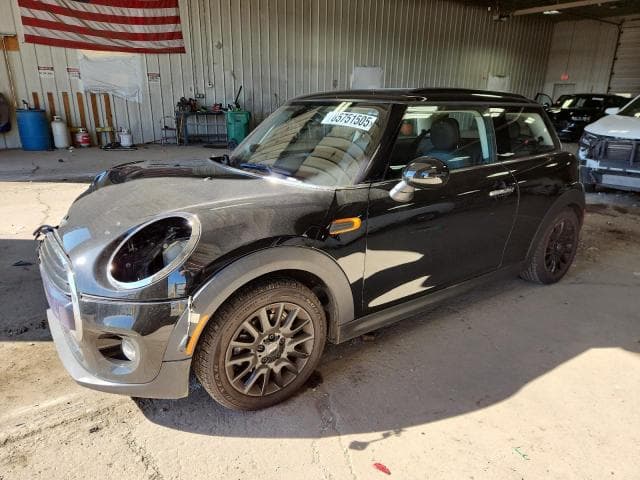 2017 MINI COOPER
