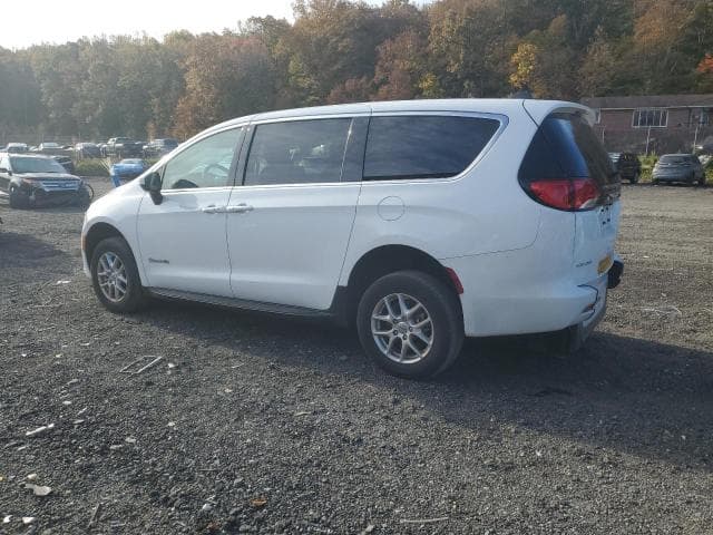2022 CHRYSLER VOYAGER LX 2