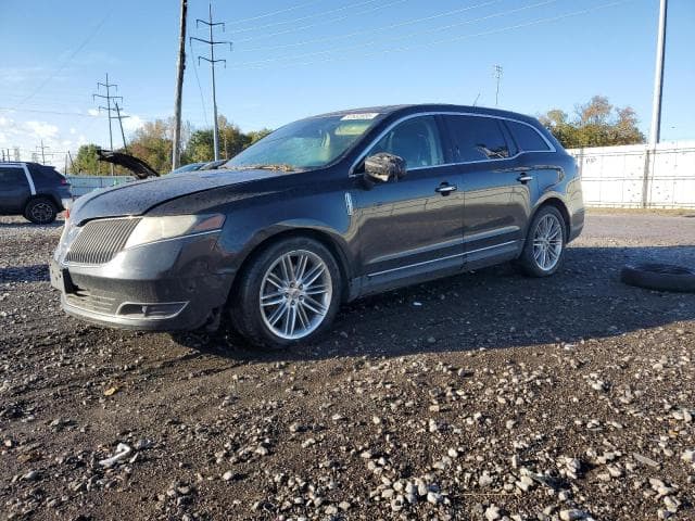 2013 LINCOLN MKT - 1