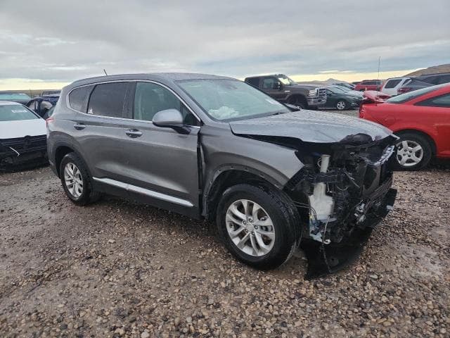 2019 HYUNDAI SANTA FE SE 4