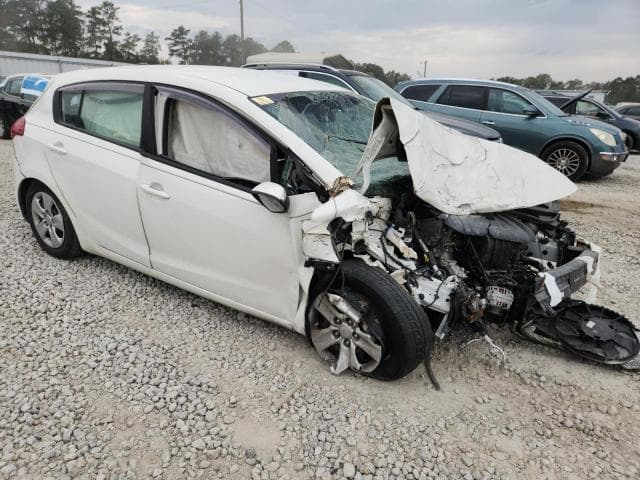 2017 KIA FORTE LX 4