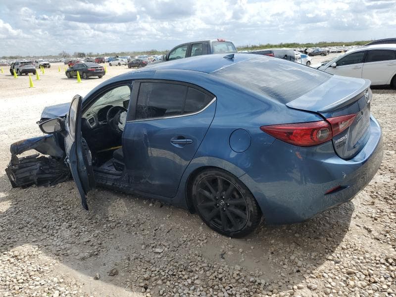 2018 MAZDA 3 TOURING 2