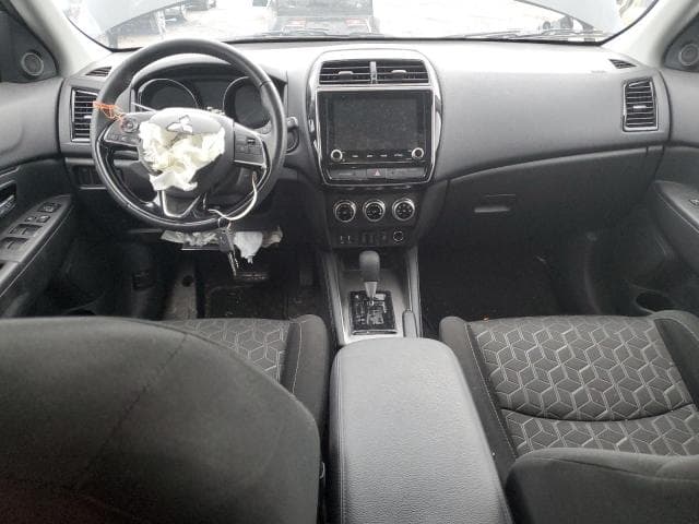 2024 MITSUBISHI RVR SE 8
